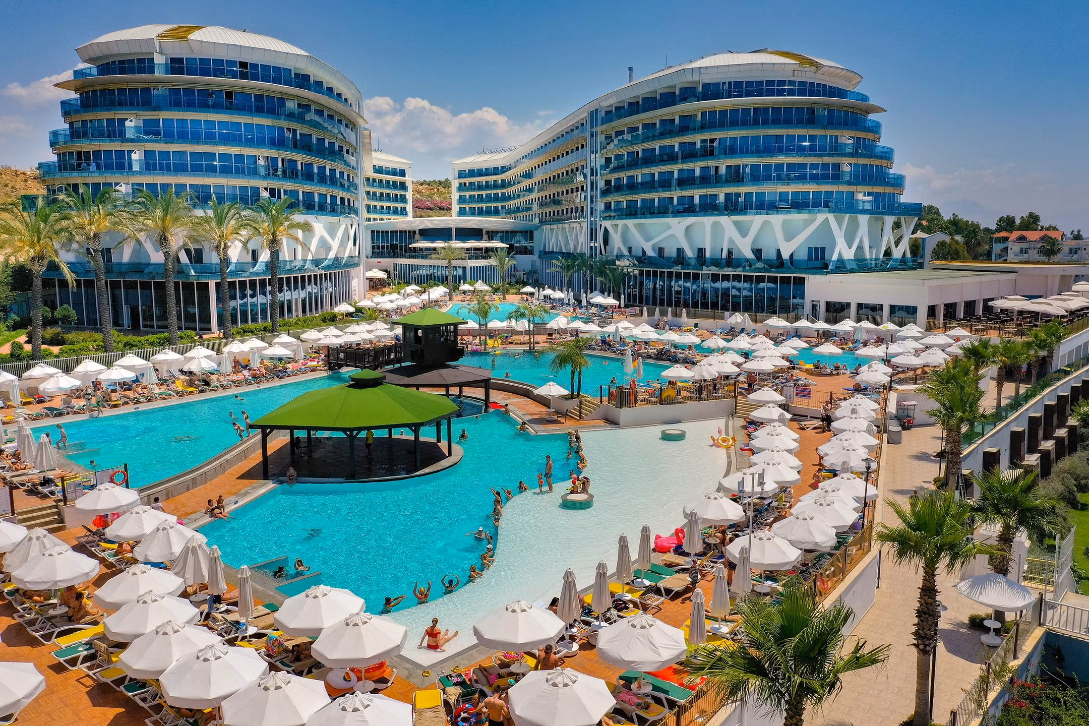 Vikingen Infinity Resort & Spa