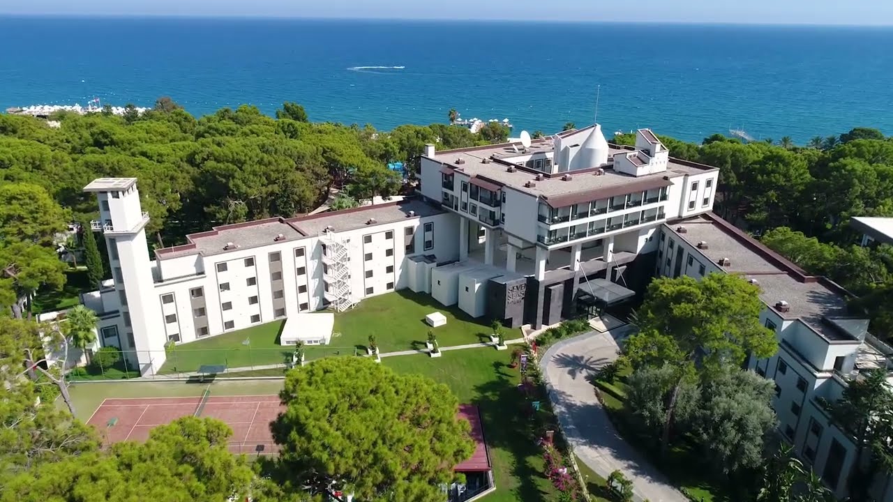 Seven Seas Hotel Life